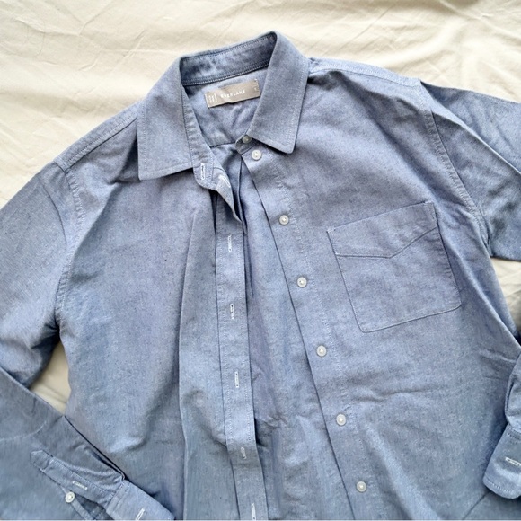 NWOT Everlane Cotton Chambray Blue Long Sleeve Button Down Dress Shirt 0 XS - Picture 2 of 3